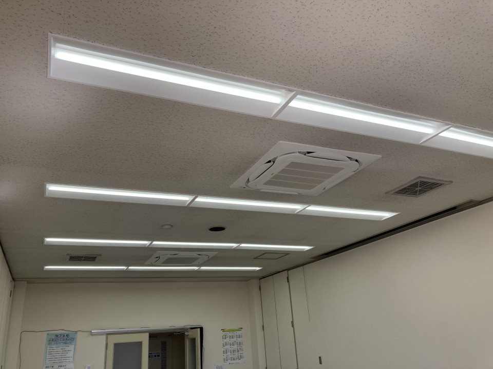 某会社 照明設備 LED化工事
