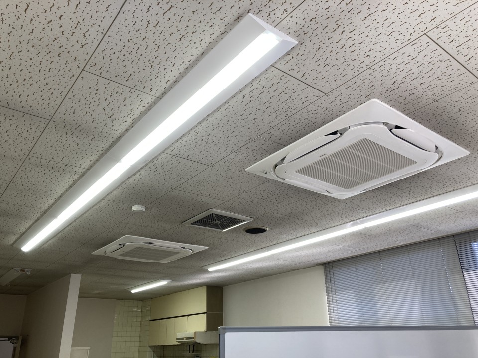某会社 照明設備 LED化工事