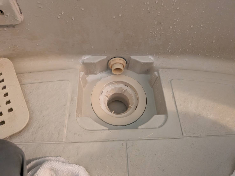 排水管詰まり抜き作業